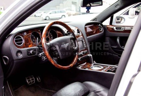 Sedan SUV - Bentley